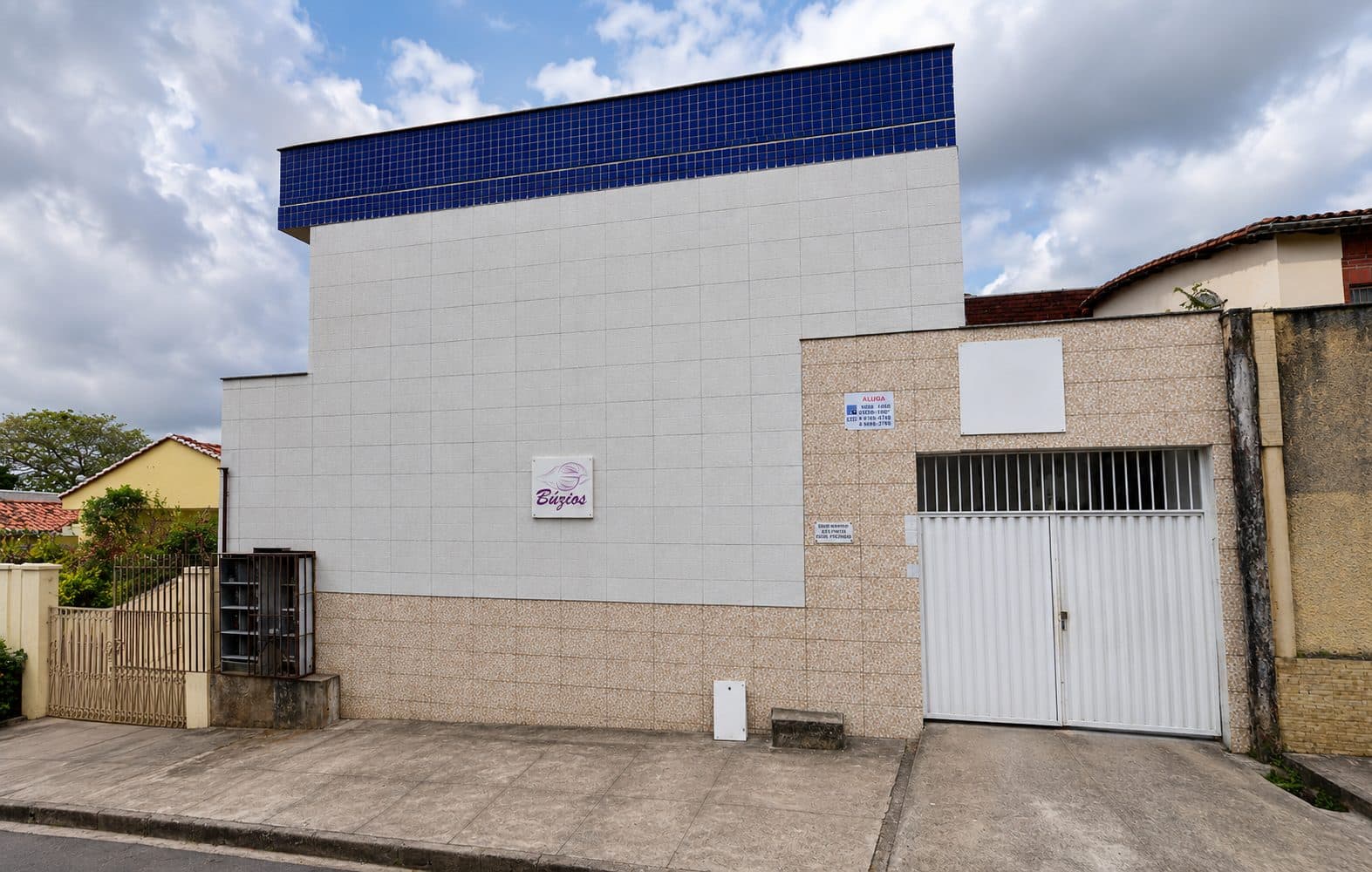 Fachada do Residencial Búzios, no Filipinho